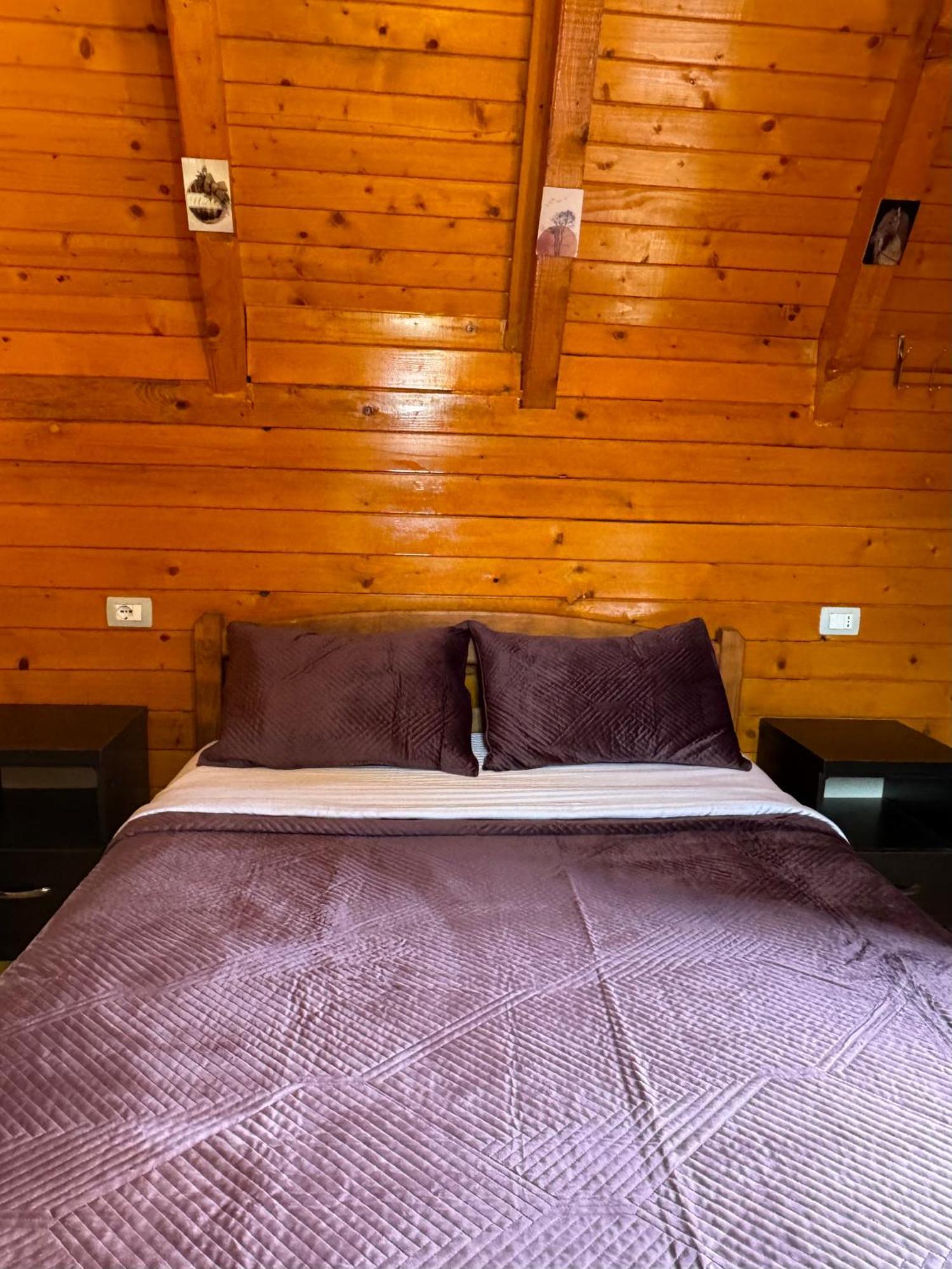 Thethi Paradise & Restaurant Bauernhof *