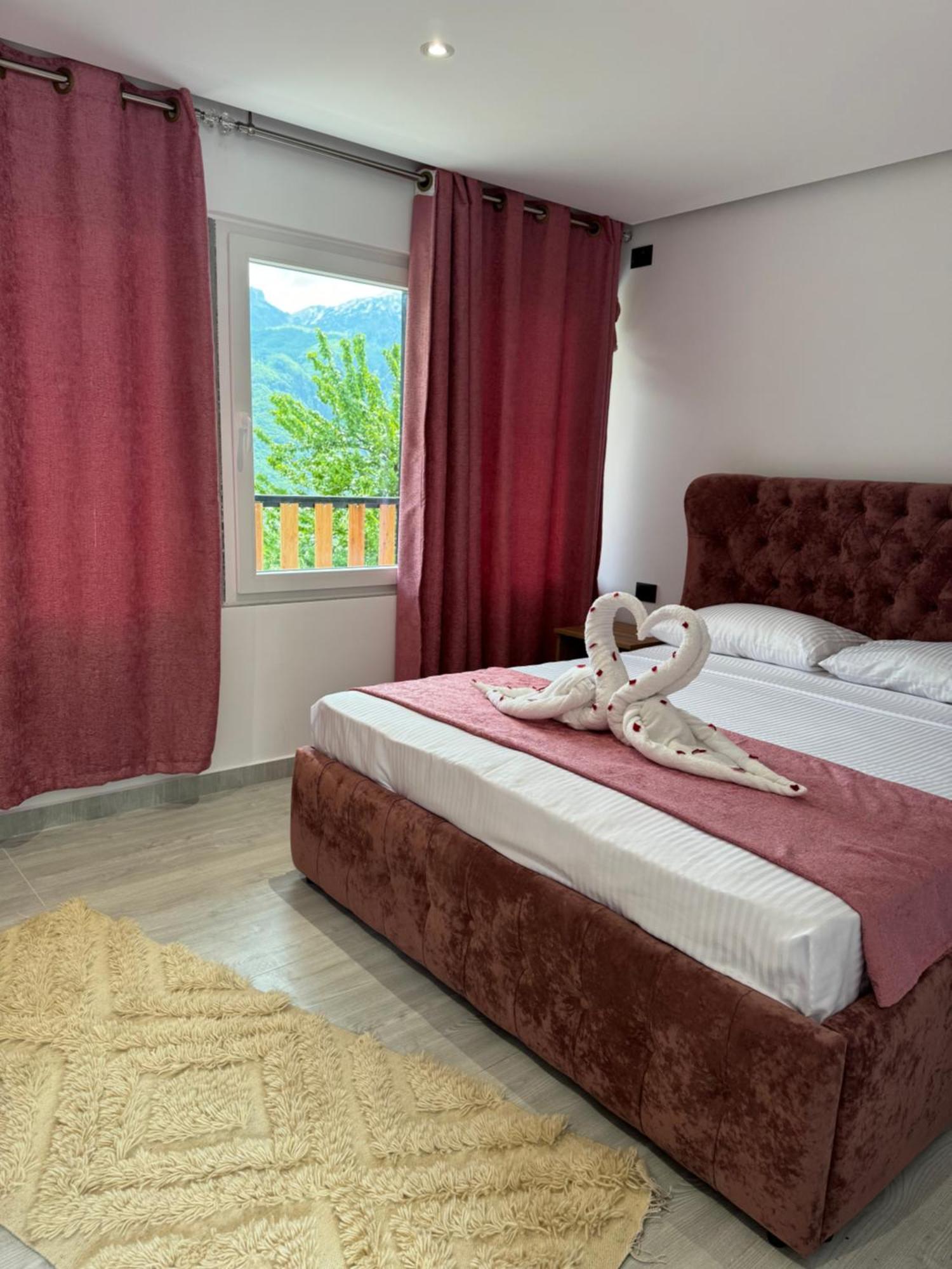Thethi Paradise & Restaurant Alloggio per agriturismo